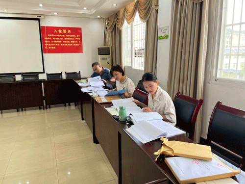 以奋斗书写“青春答卷”——记湖北省恩施土家族苗族自治州建始县审计局陈云 以奋斗书写“青春答卷”——记湖北省恩施土家族苗族自治州建始县审计局陈云